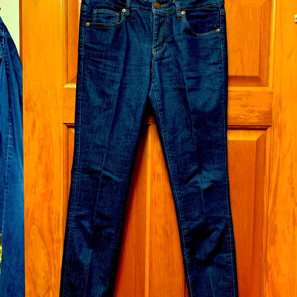 Ann Taylor Loft size 0 skinny curvy blue jeans. Like new. Worn twice. - Picture 1 of 6